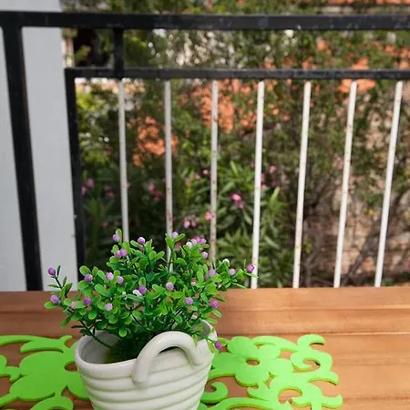 Mtv - Private Parking, Fast Wi-fi & Steps To The