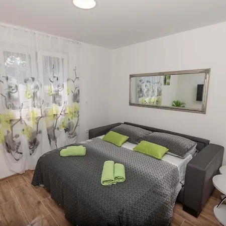 Mtv - Private Parking, Fast Wi-fi & Steps To The * Zadar