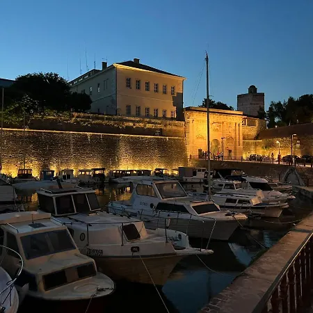 Mtv - Private Parking, Fast Wi-fi & Steps To The Lejlighed Zadar