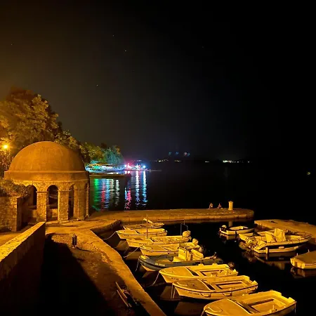 Mtv - Private Parking, Fast Wi-fi & Steps To The Διαμέρισμα *