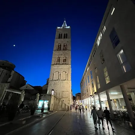 Lejlighed Mtv - Private Parking, Fast Wi-fi & Steps To The