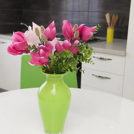 Lejlighed Mtv - Private Parking, Fast Wi-fi & Steps To The