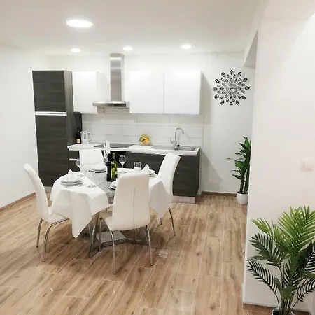 Mtv - Private Parking, Fast Wi-fi & Steps To The