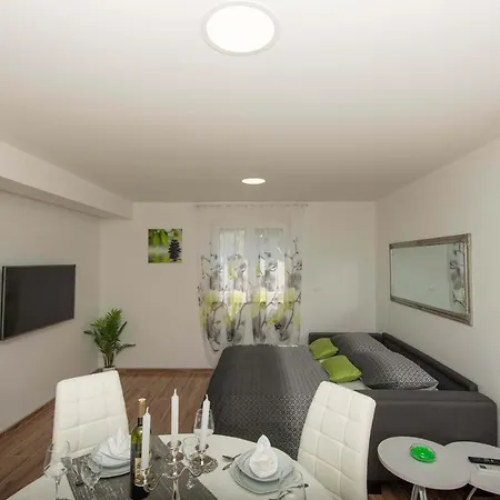 Lejlighed Mtv - Private Parking, Fast Wi-fi & Steps To The Zadar