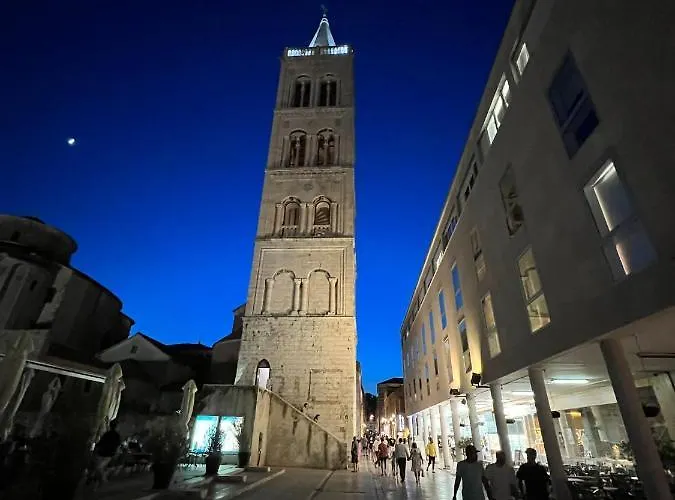 Διαμέρισμα Mtv - Private Parking, Fast Wi-fi & Steps To The