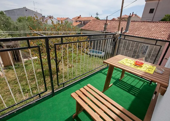 Mtv - Private Parking, Fast Wi-fi & Steps To The * Ζαντάρ