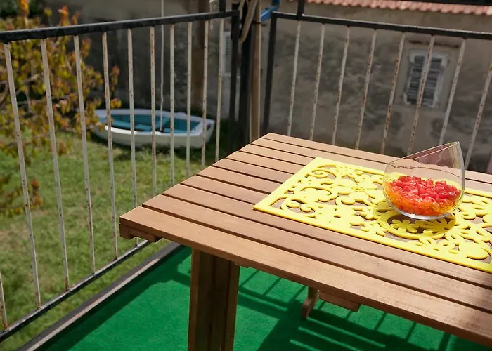 Διαμέρισμα Mtv - Private Parking, Fast Wi-fi & Steps To The *