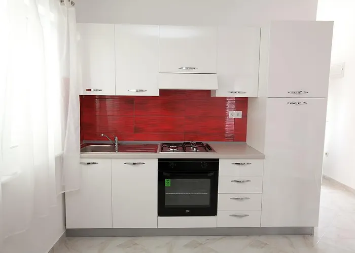 Mtv - Private Parking, Fast Wi-fi & Steps To The Ζαντάρ