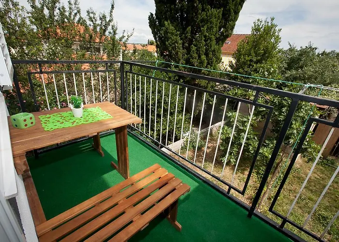 Mtv - Private Parking, Fast Wi-fi & Steps To The *