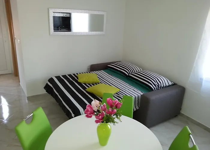 Mtv - Private Parking, Fast Wi-fi & Steps To The * Ζαντάρ