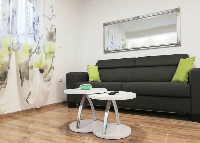 Mtv - Private Parking, Fast Wi-fi & Steps To The Διαμέρισμα