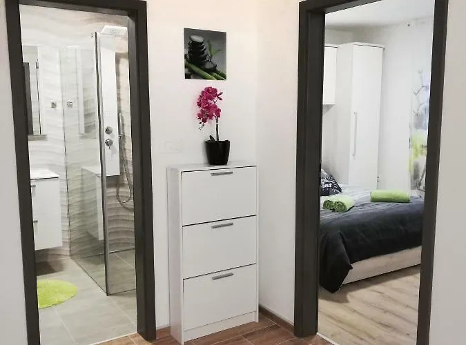 Mtv - Private Parking, Fast Wi-fi & Steps To The *