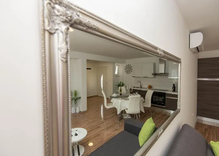 Διαμέρισμα Mtv - Private Parking, Fast Wi-fi & Steps To The Ζαντάρ