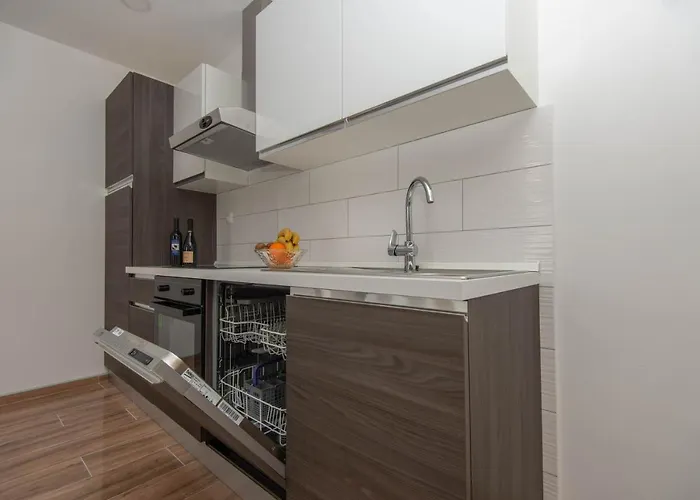 Mtv - Private Parking, Fast Wi-fi & Steps To The Διαμέρισμα